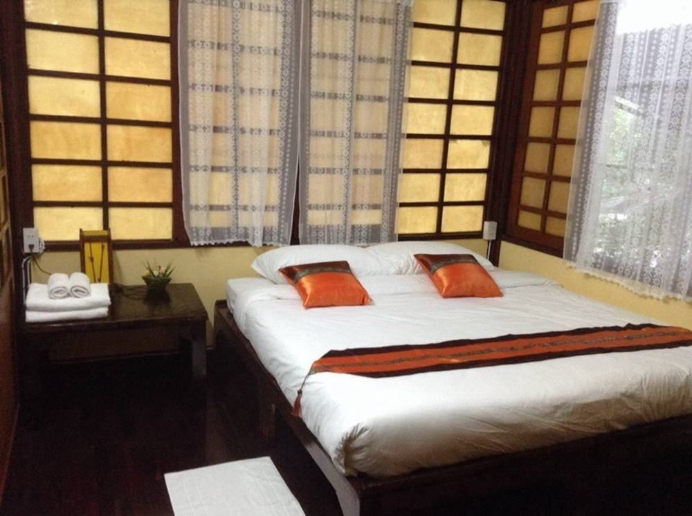 Golden Teak Homestay Mae Rim Esterno foto
